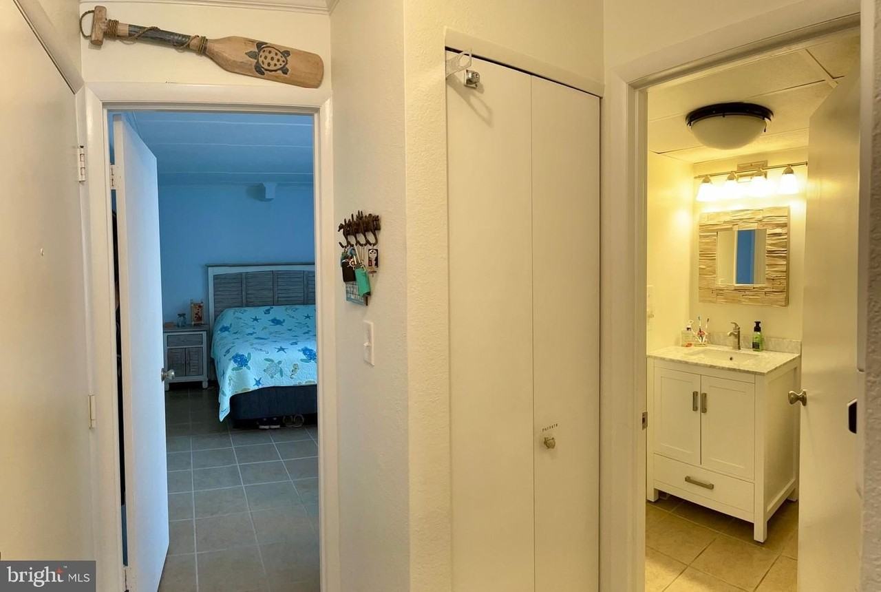 9 138th St - Photo 4 of 10