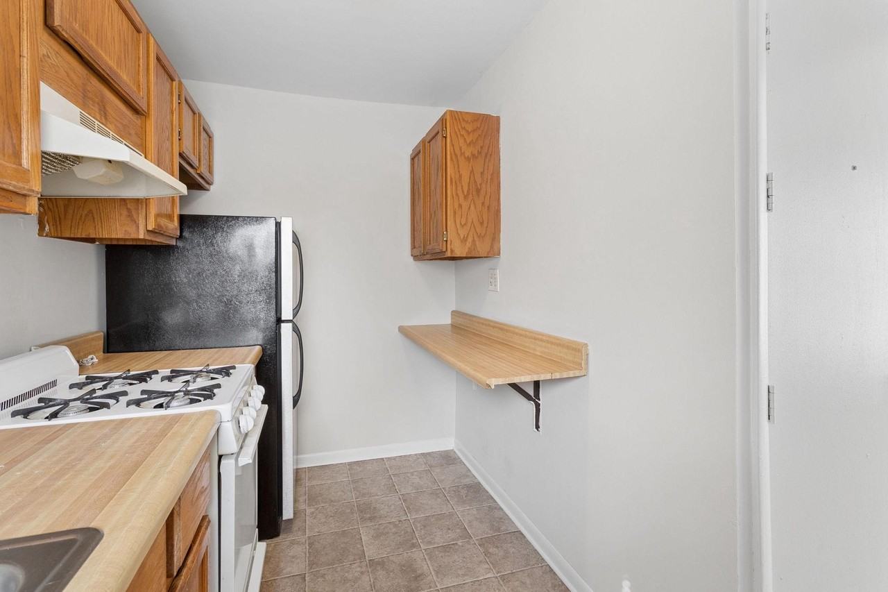 407 Cinnaminson Ave - Photo 6 of 16