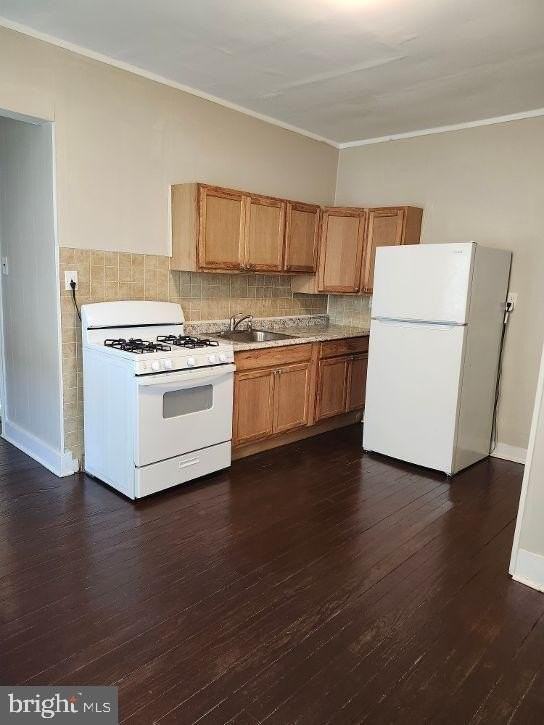 124 Mount Holly Ave - Photo 5 of 7