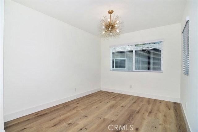 6363 Darby Ave - Photo 7 of 8