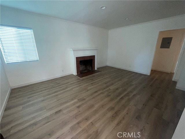 1609 N Niagara St - Photo 2 of 8