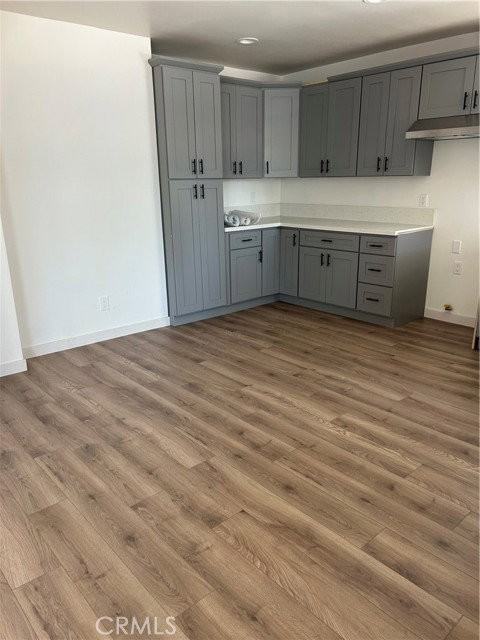 1609 N Niagara St - Photo 5 of 8
