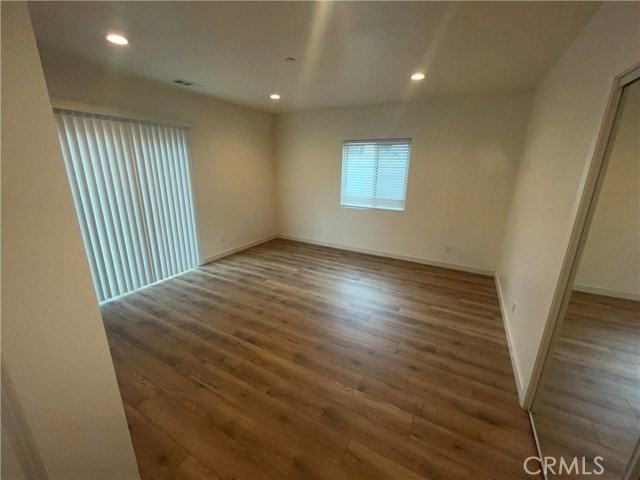 1609 N Niagara St - Photo 7 of 8