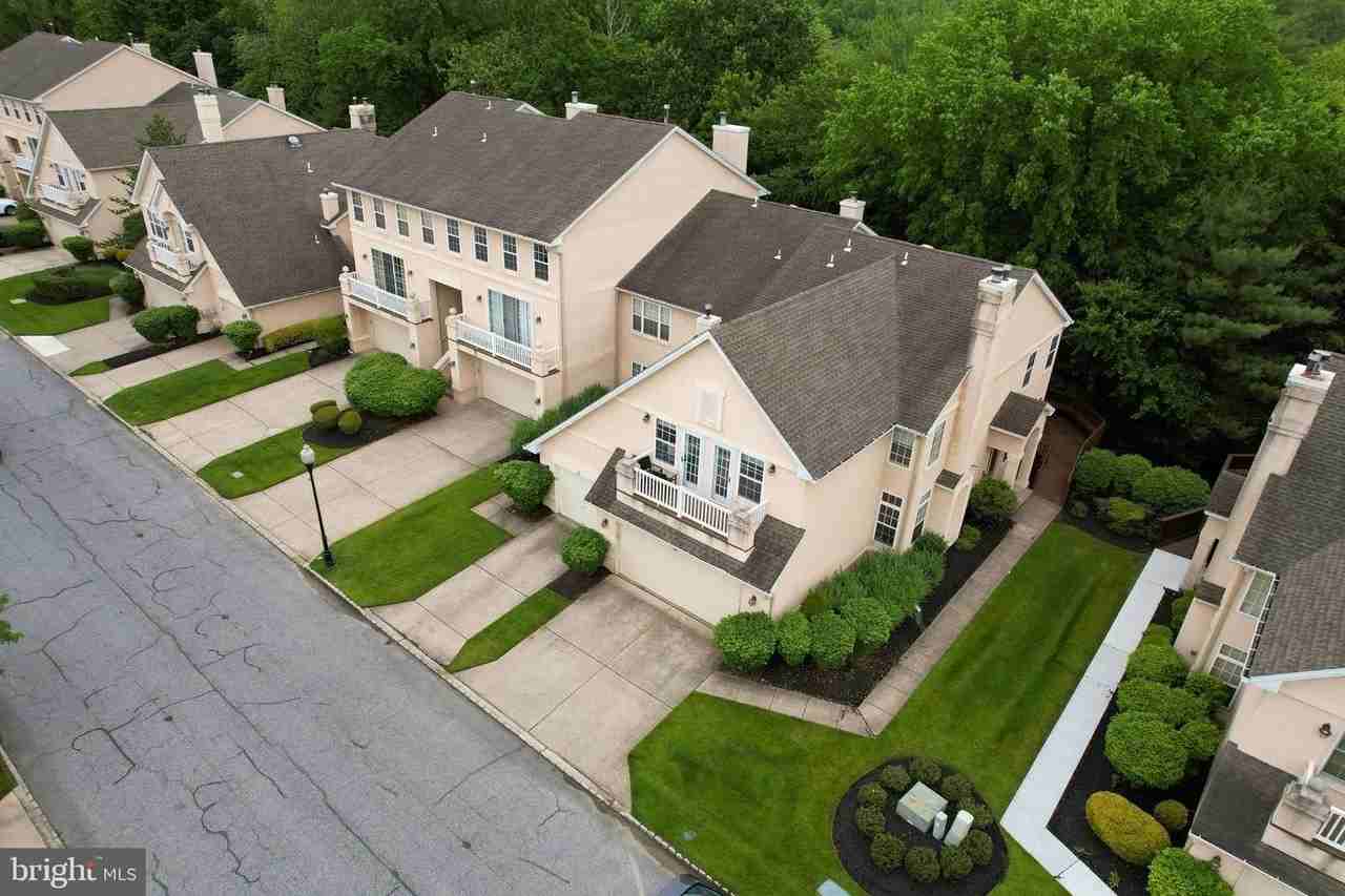16 Buckingham Pl