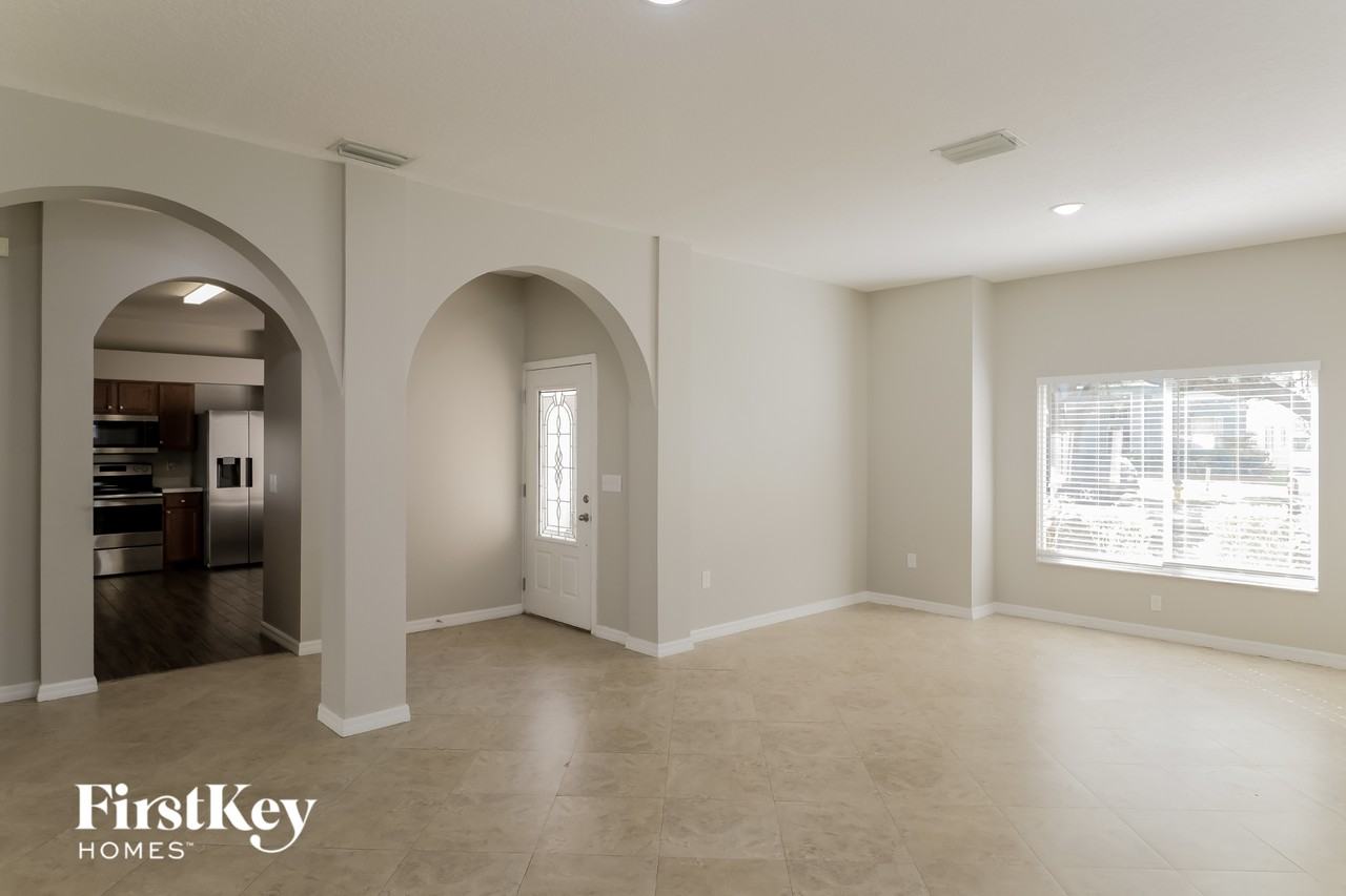 4234 Balington Dr - Photo 4 of 15
