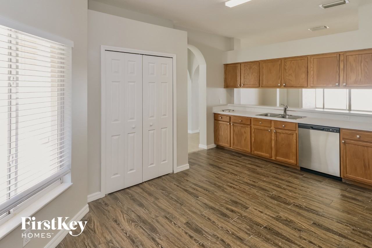 4234 Balington Dr - Photo 5 of 15
