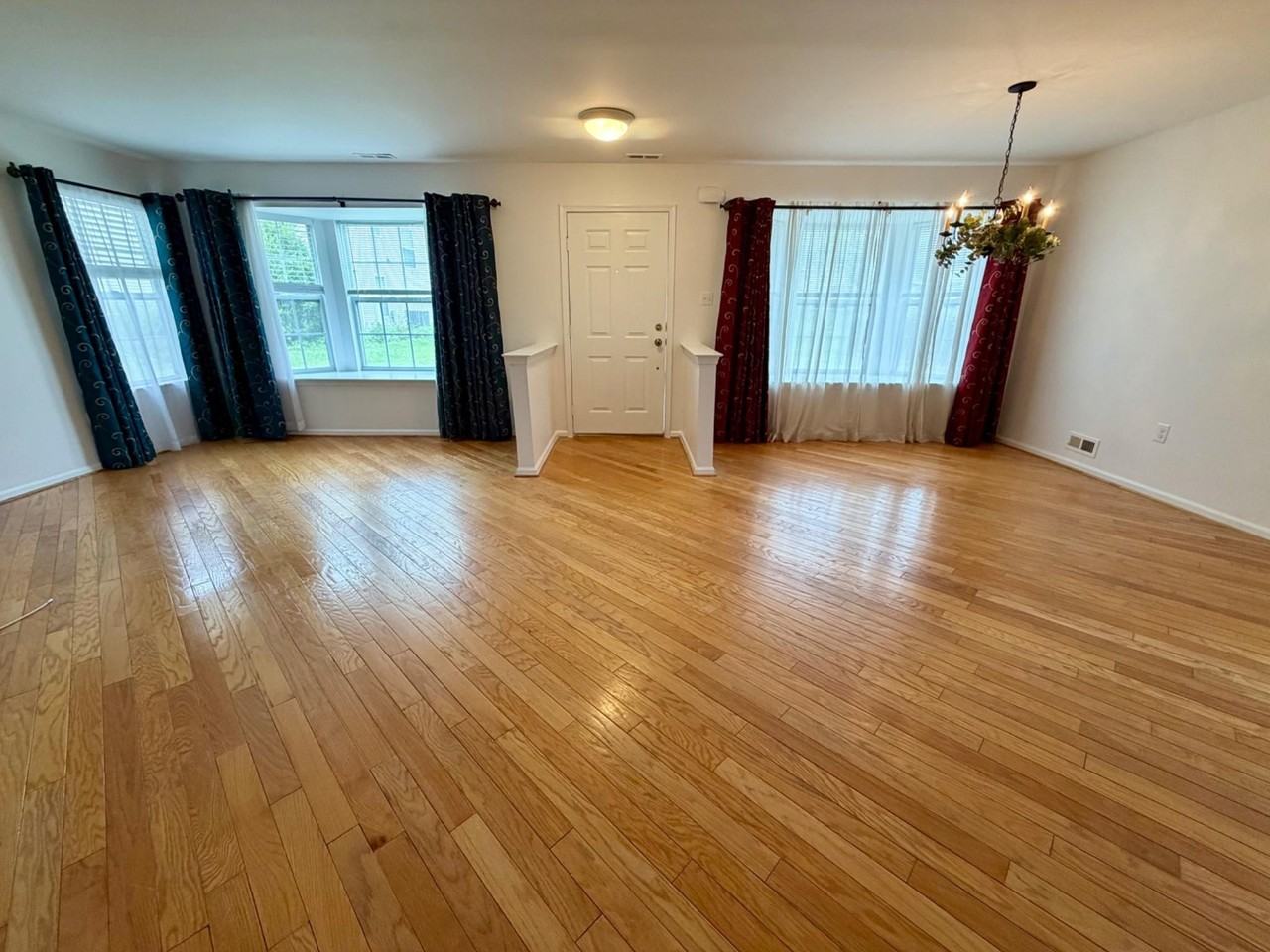 113 Broadleaf Pl - Photo 6 of 24