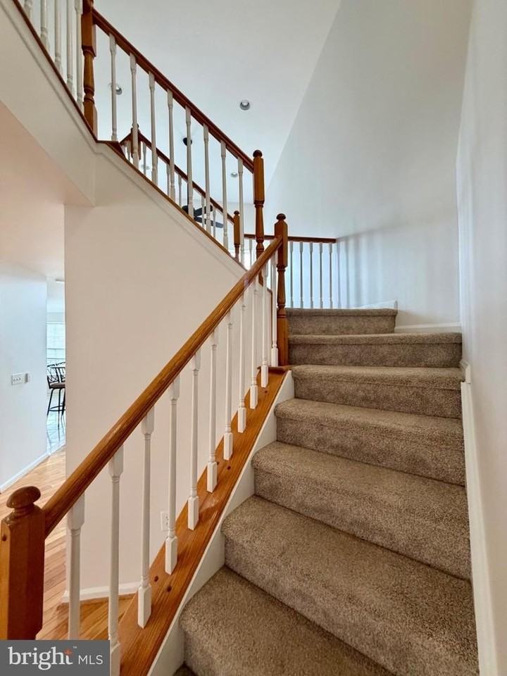 113 Broadleaf Pl - Photo 7 of 24