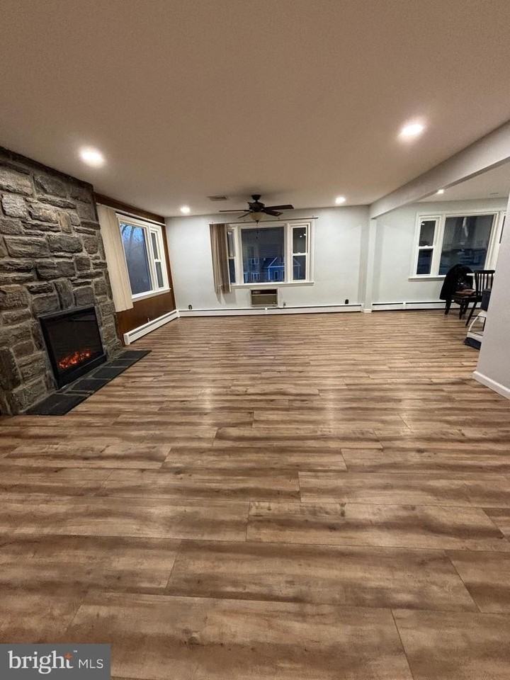 362 Conchester Rd - Photo 5 of 33