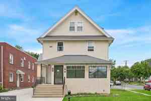 featured image of 2201 Darby Rd