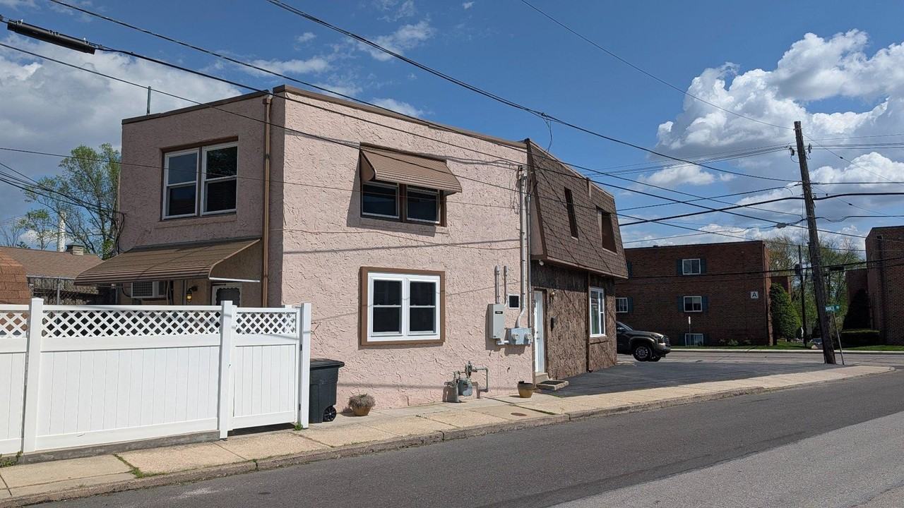 34 State Rd - Photo 4 of 21