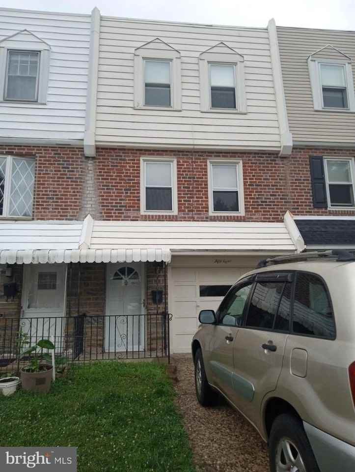 58 Suburban Ln