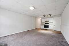271 N Wycombe Ave - Photo 1 of 1