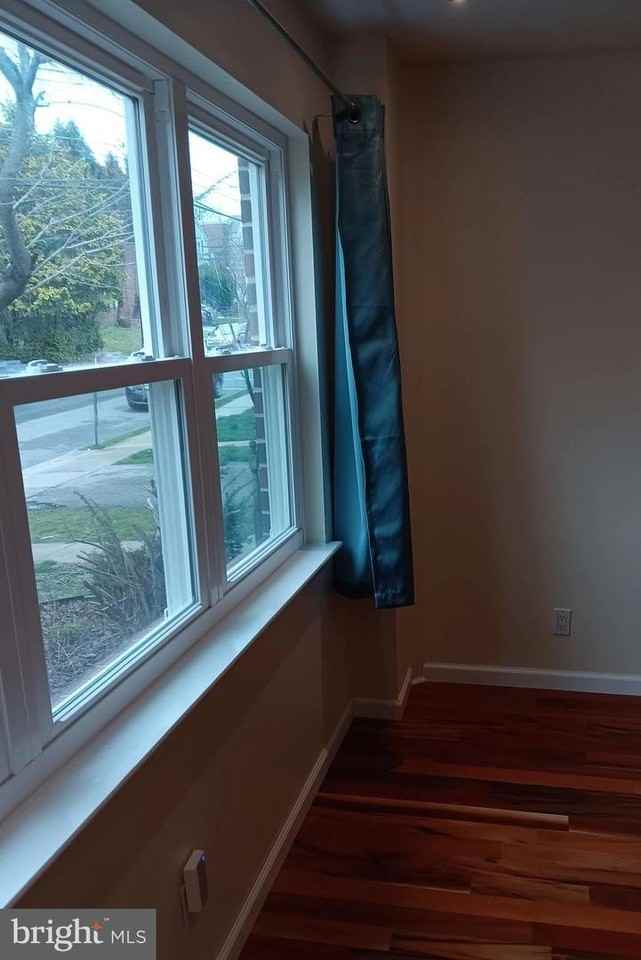 115 Saint Charles St - Photo 5 of 31