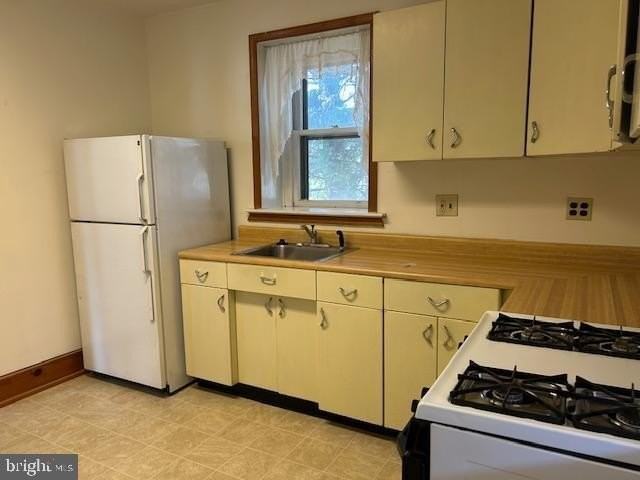 200 Susquehanna Ave - Photo 3 of 11