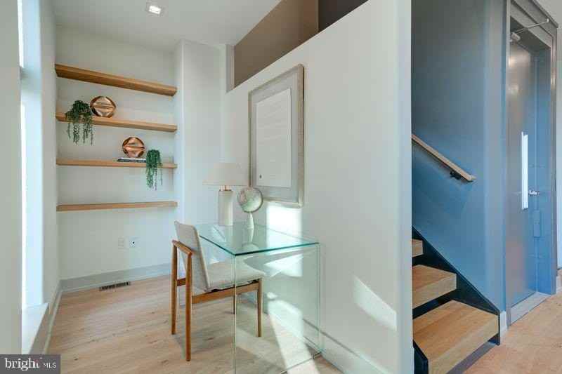 111 S 24th St - Photo 7 of 22