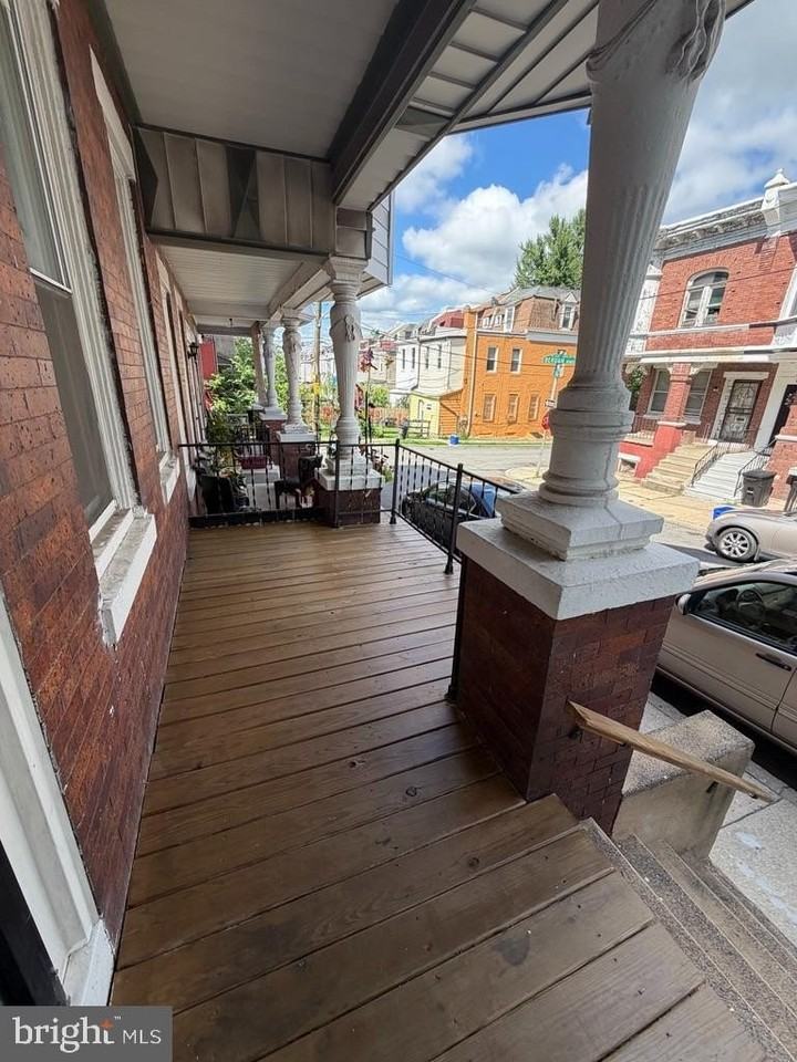 64 W Sharpnack St - Photo 3 of 27