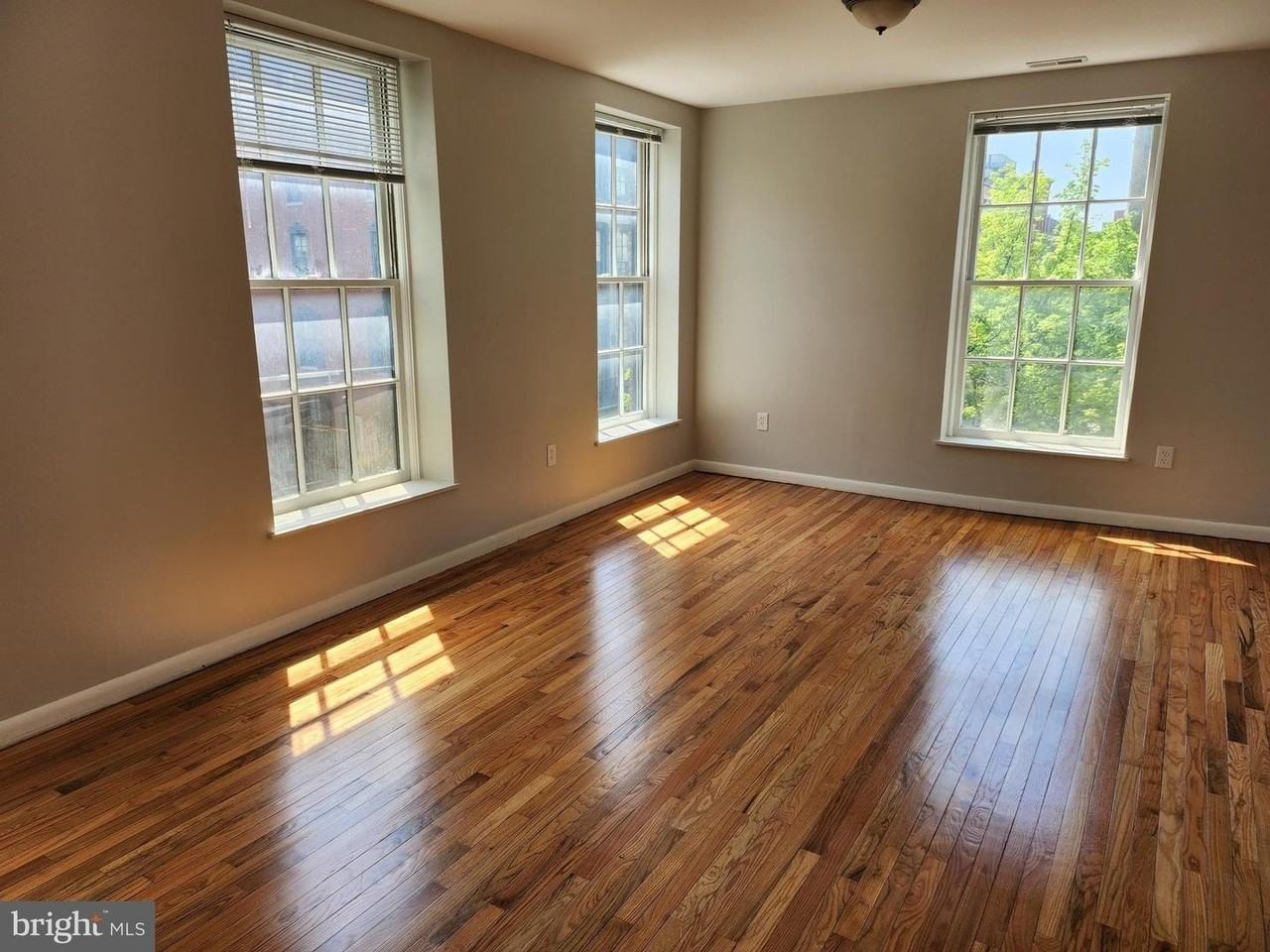 100 N 3rd St - Photo 3 of 5