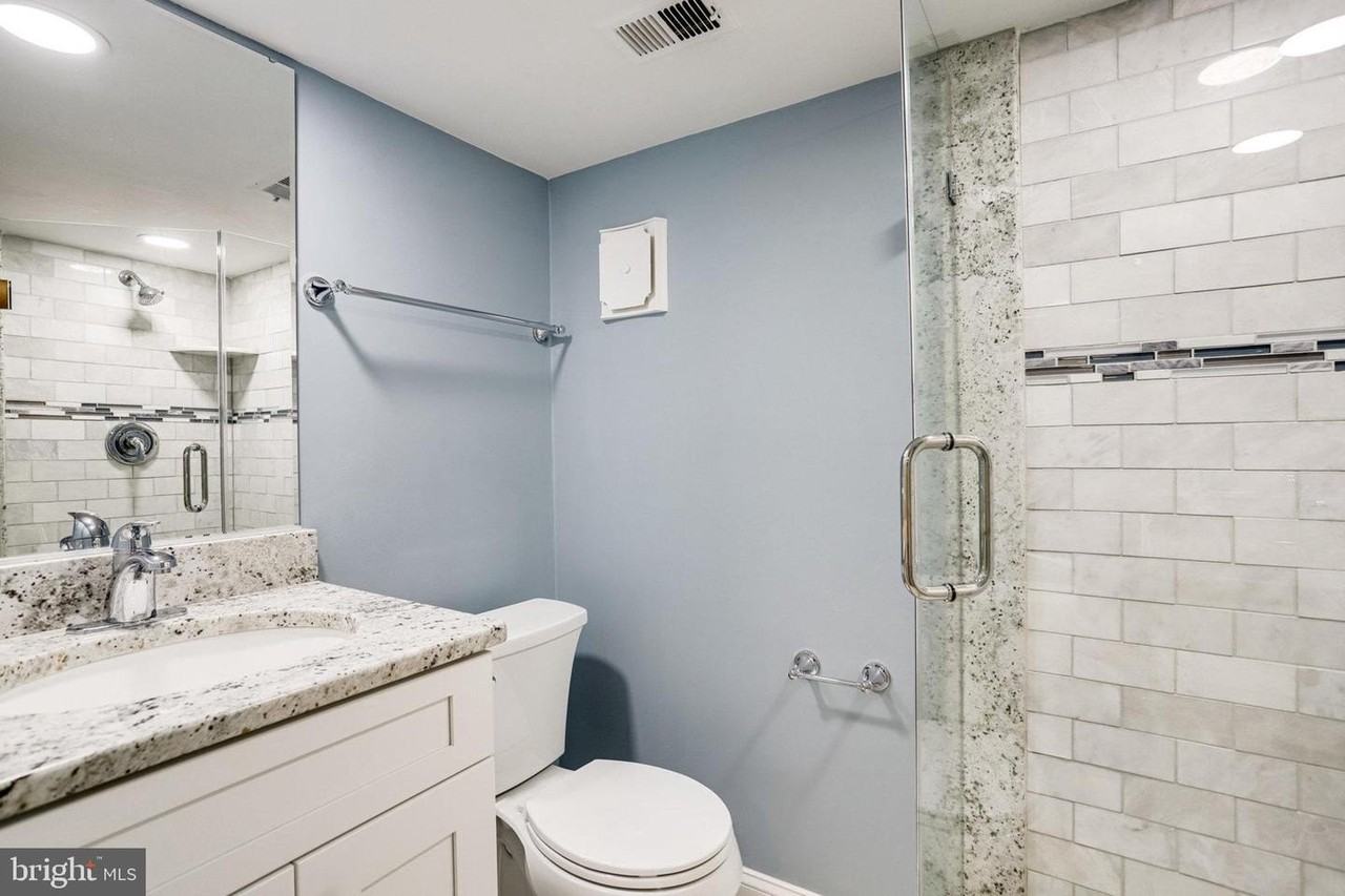 2983 S Columbus St - Photo 2 of 32