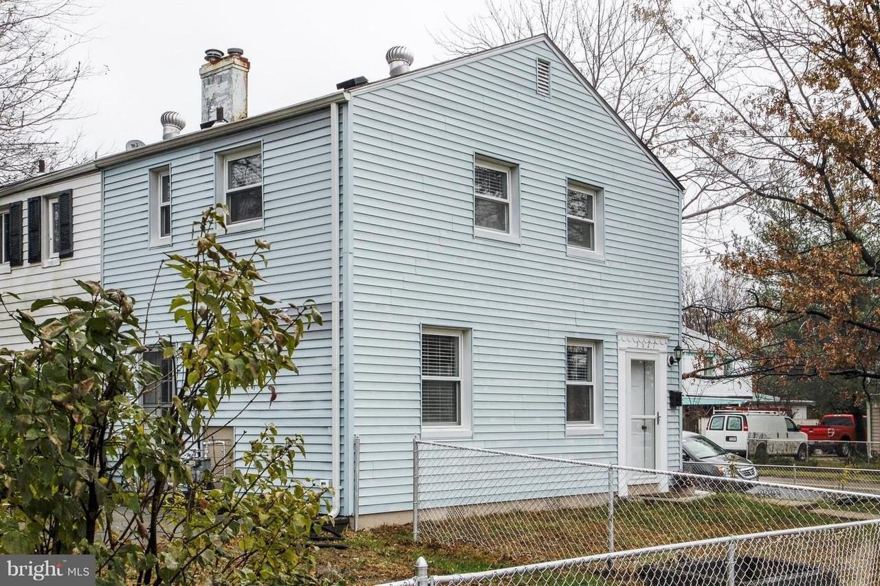 5627 8th St S - Photo 2 of 45