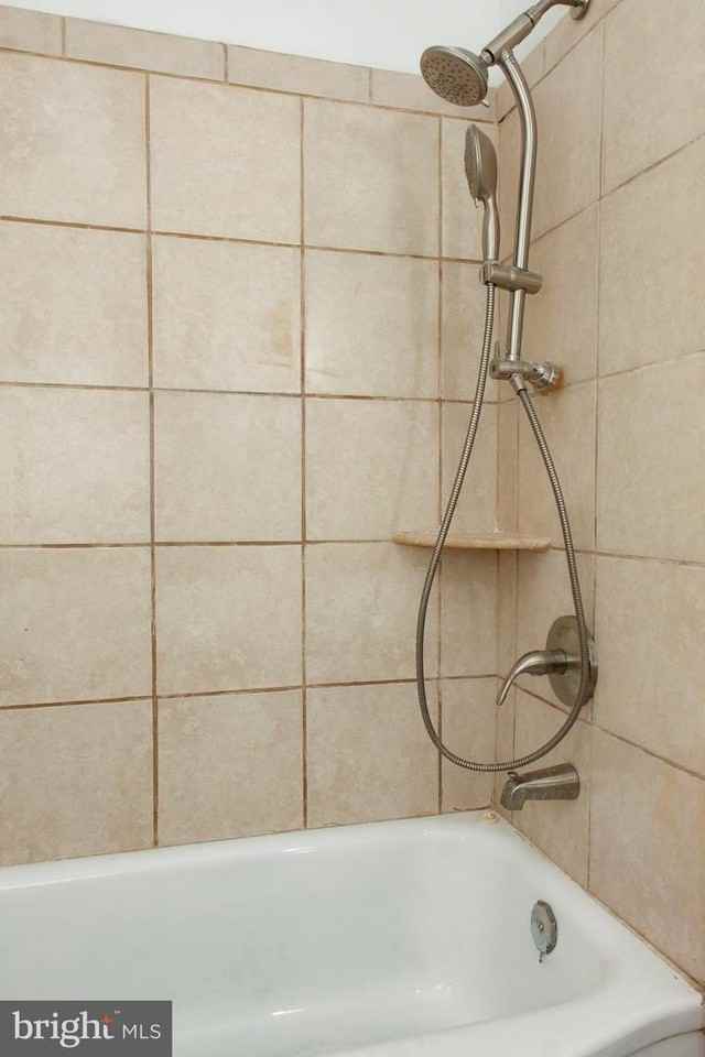 5627 8th St S - Photo 5 of 45