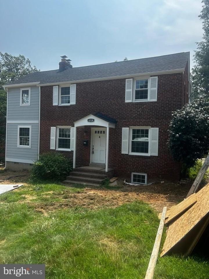 6134 11th Rd N - Photo 3 of 50