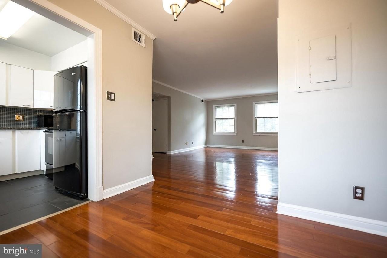 2805 Arlington Blvd - Photo 4 of 21