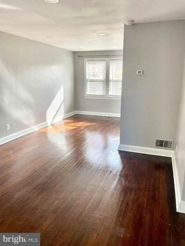 565 E Nelson Ave - Photo 3 of 34