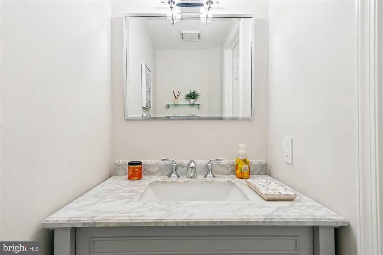 116 N Union St - Photo 7 of 47