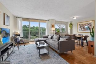 1225 Martha Custis Dr - Photo 1 of 1