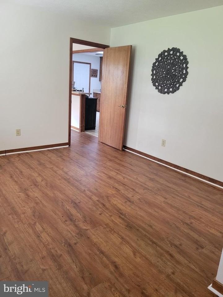 90 Parrish Ln - Photo 7 of 16