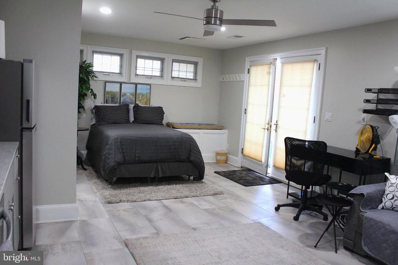 7703 Newcastle Dr - Photo 3 of 14