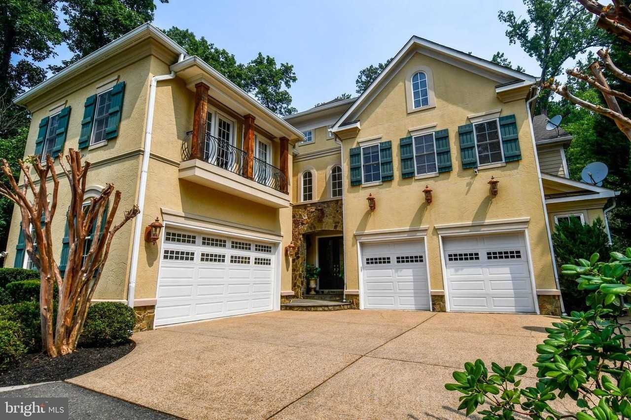 7104 Old Dominion Dr - Photo 4 of 50