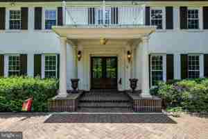 featured image of 7845 Old Dominion Dr