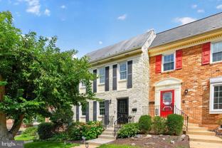7426 Hallcrest Dr - Photo 1 of 1