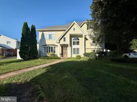 featured image of 2223 Great Falls St