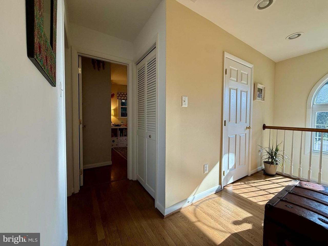 2223 Great Falls St - Photo 7 of 44