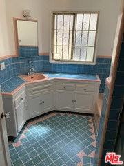 1089 S Ogden Dr #1089-1-2 - Photo 4 of 6