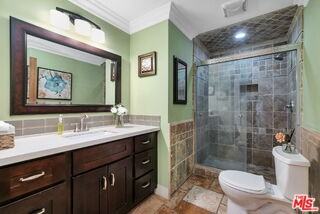 4212 W 2nd St - Photo 7 of 8