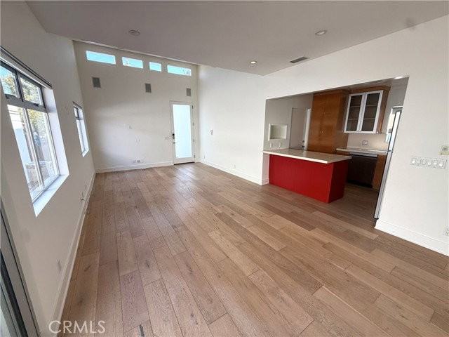 840 Bouett St - Photo 3 of 7