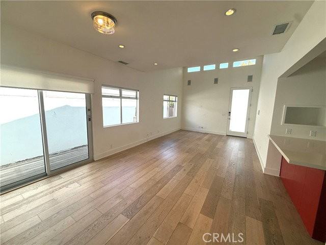 840 Bouett St - Photo 4 of 7