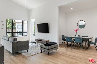 1236 N Spaulding Ave #2 - Photo 5 of 8