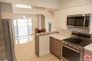 508 N Kings Rd #4 - Photo 4 of 8