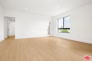 8555 Colgate Ave #402 - Photo 4 of 8