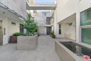 featured image of 8210 Fountain Ave #302