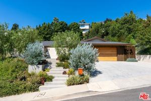 featured image of 9258 Swallow Dr