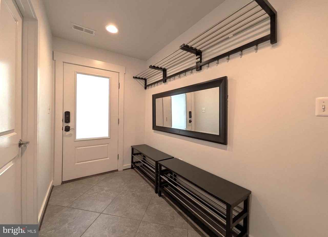 22447 Verde Gate Ter - Photo 4 of 50