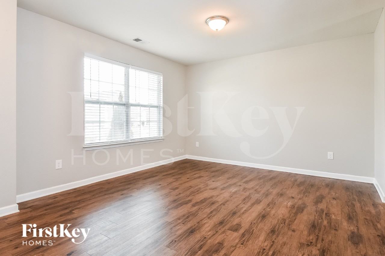 234 Taylors Landing Ave - Photo 5 of 16