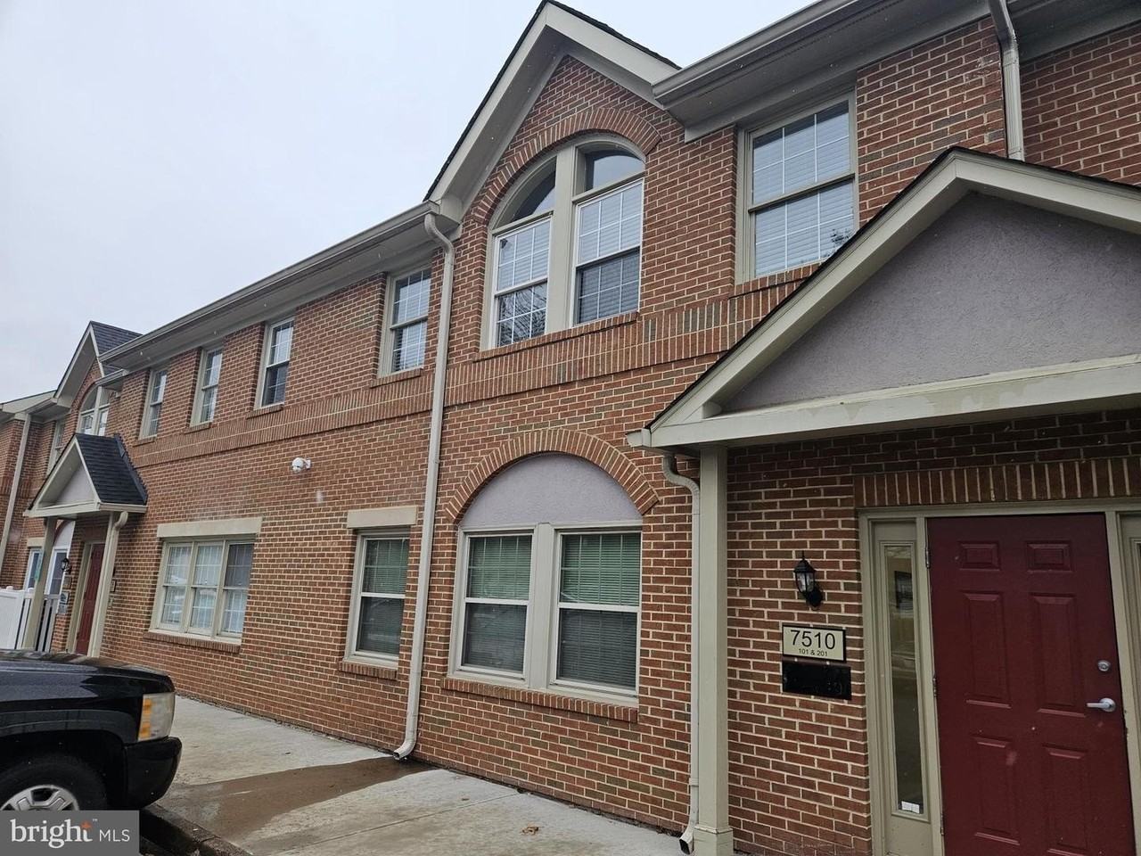 7508 Diplomat Dr - Photo 2 of 25