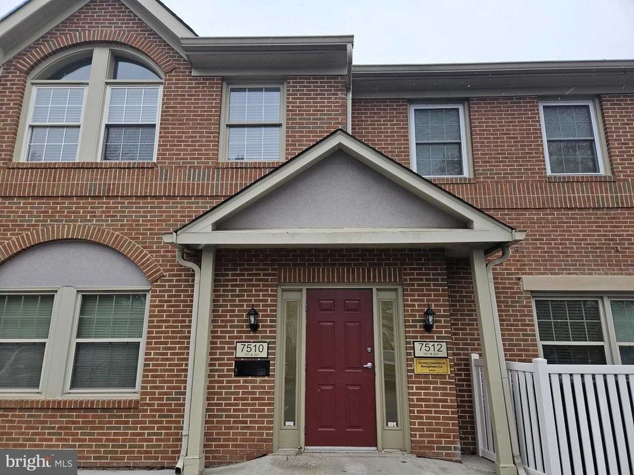 7508 Diplomat Dr - Photo 3 of 25